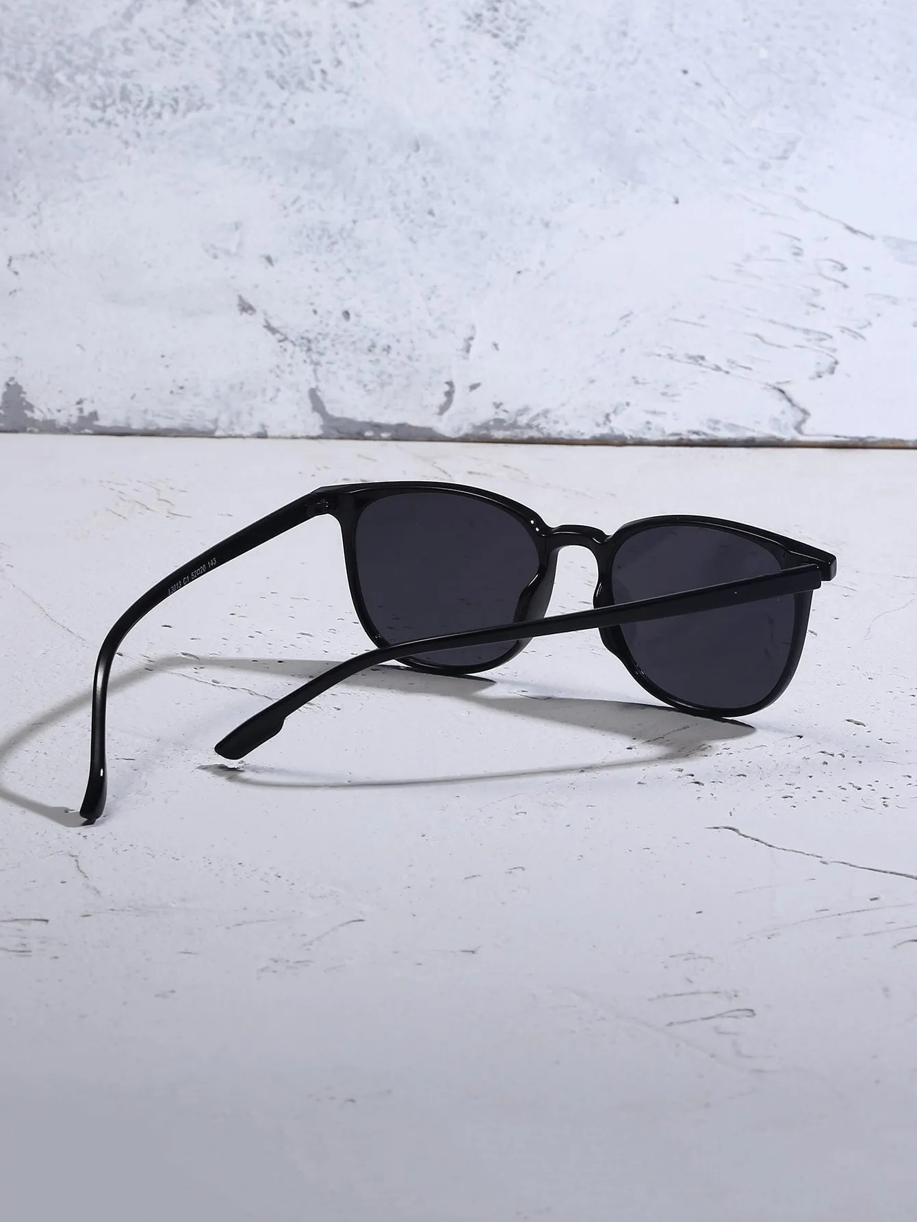 1PC Vintage Square Frame Sunglasses