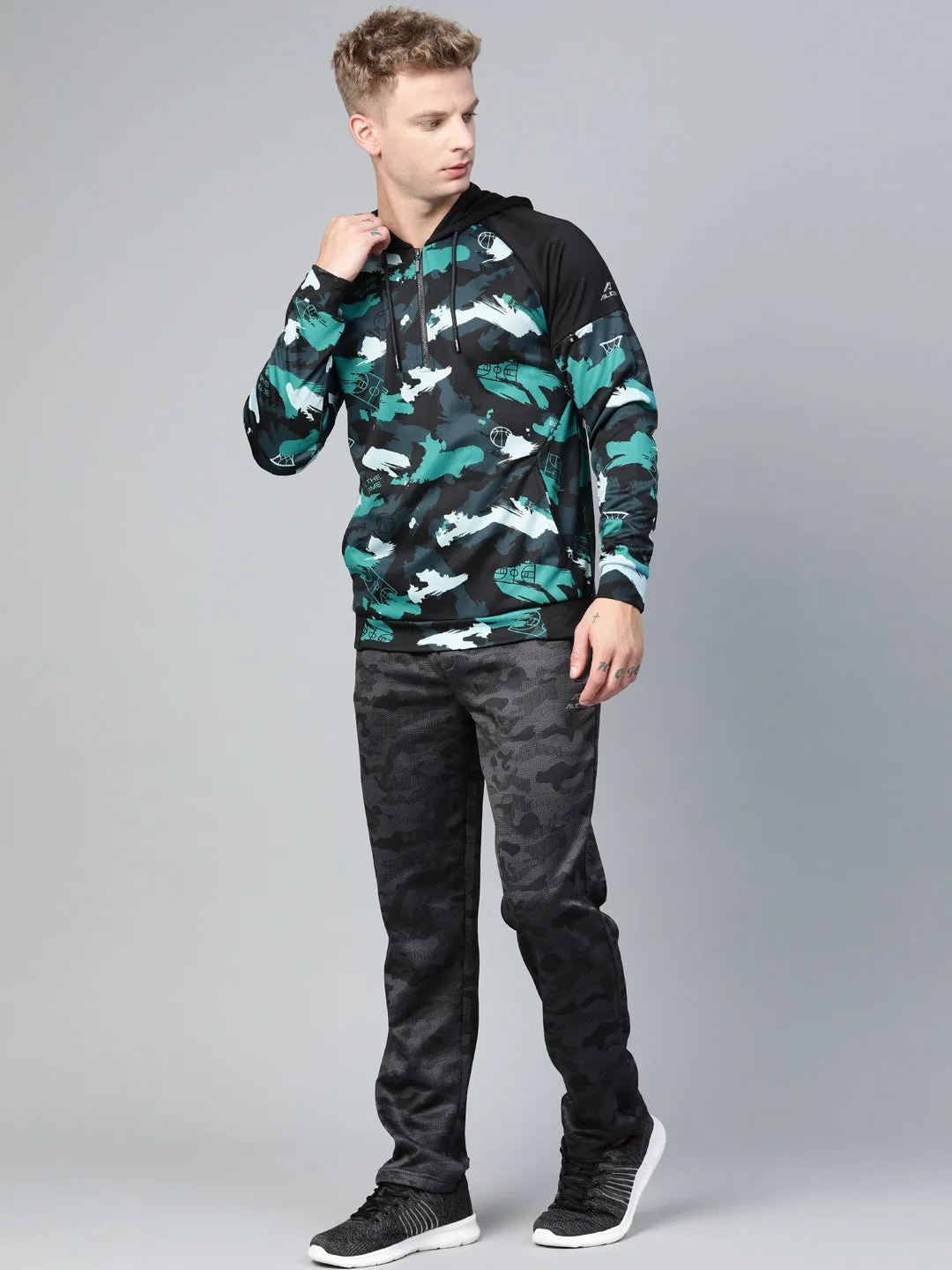 Alcis Men Navy Blue Black Camouflage Printed Hooded Sweatshirt