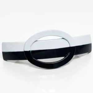 Black and White Combination Mode Hump Barrette