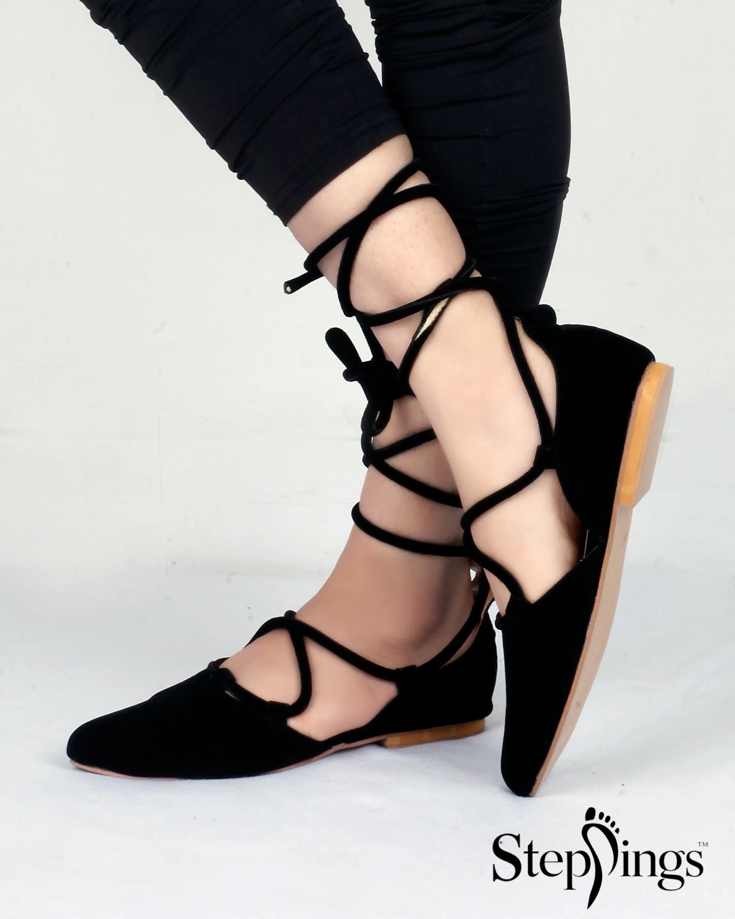 Black Cross Tied Pumps