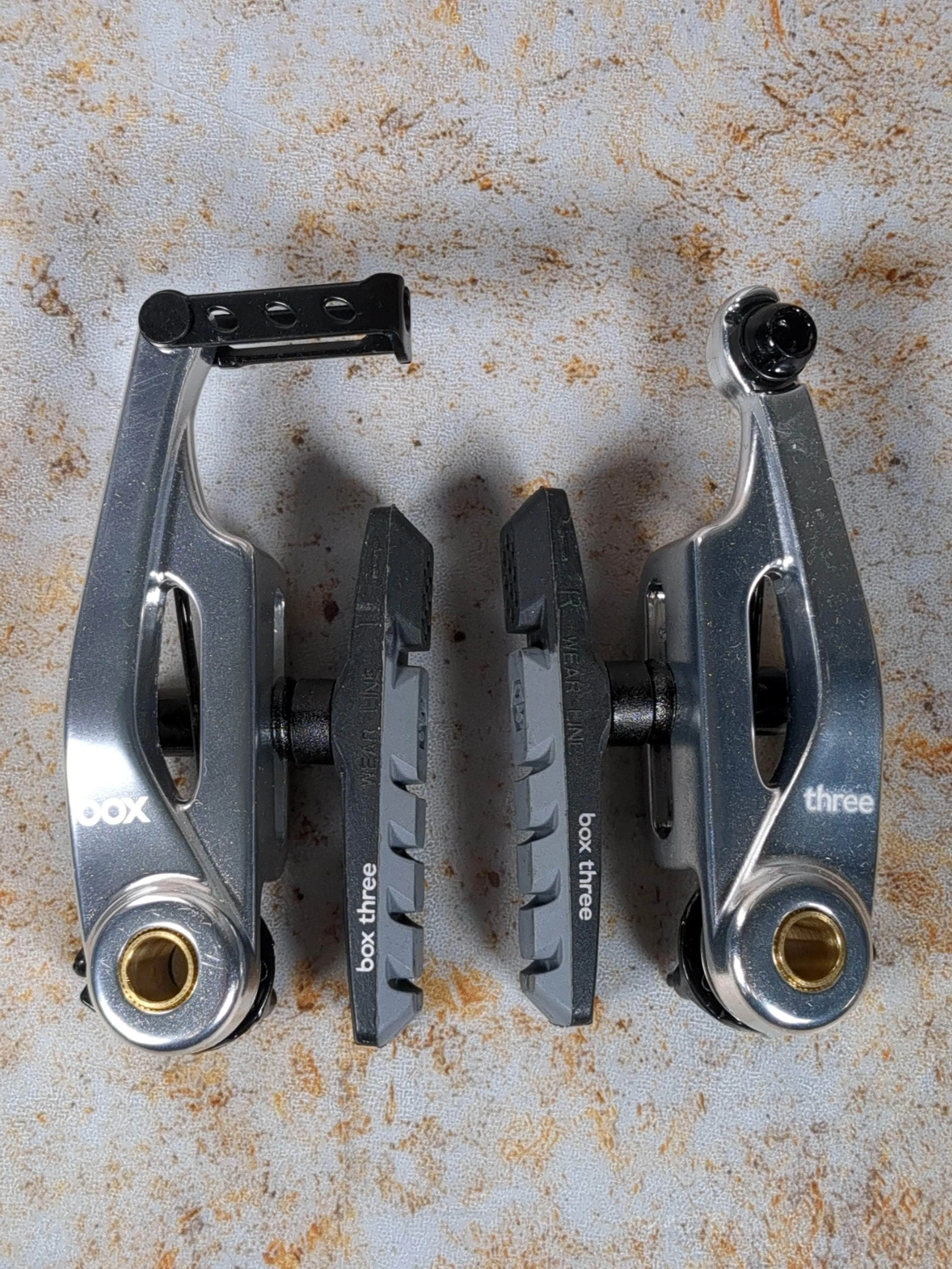 Box Three V-Brake