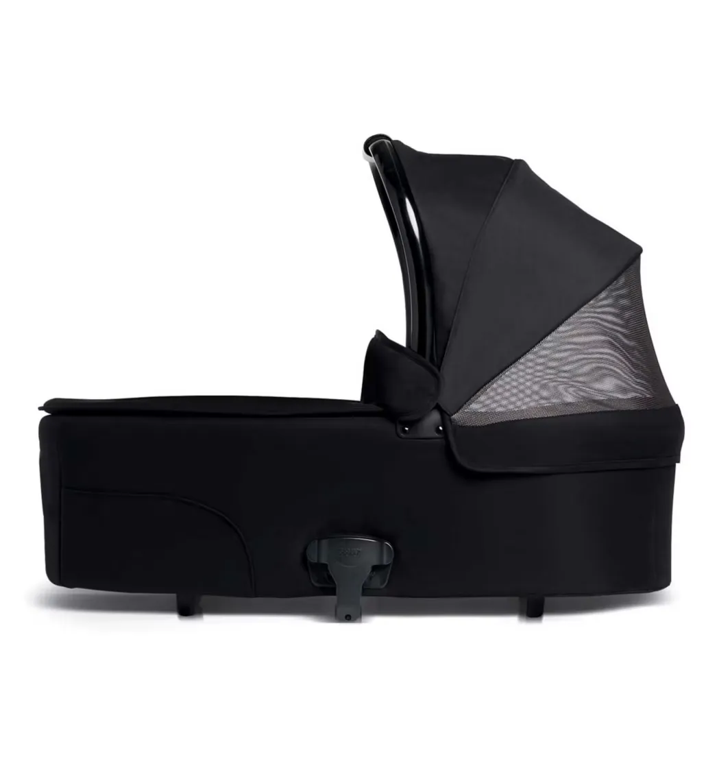 BOXED CLEARANCE Mamas & Papas Ocarro Carrycot - Carbon