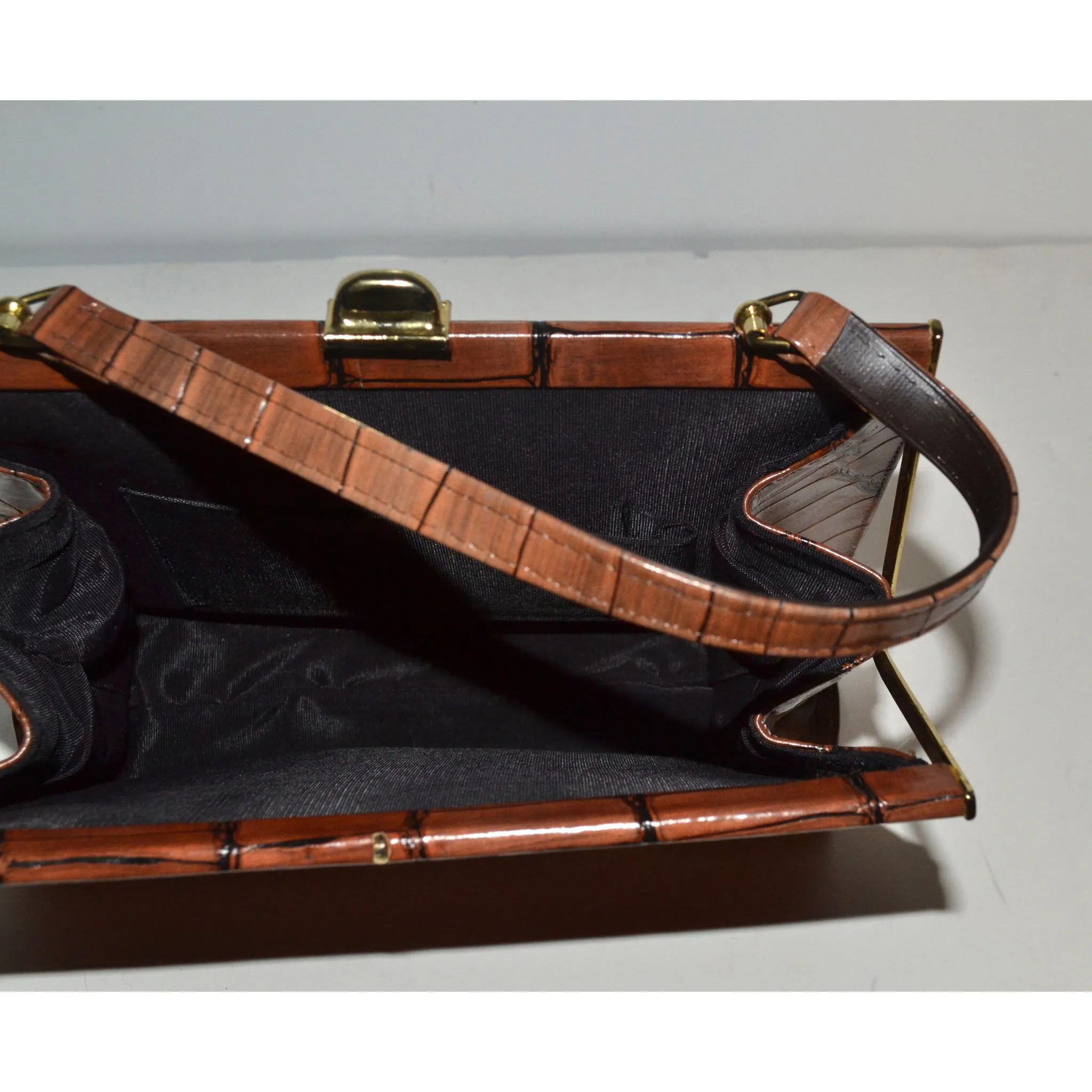 Brown Simulated Alligator Kelly Purse