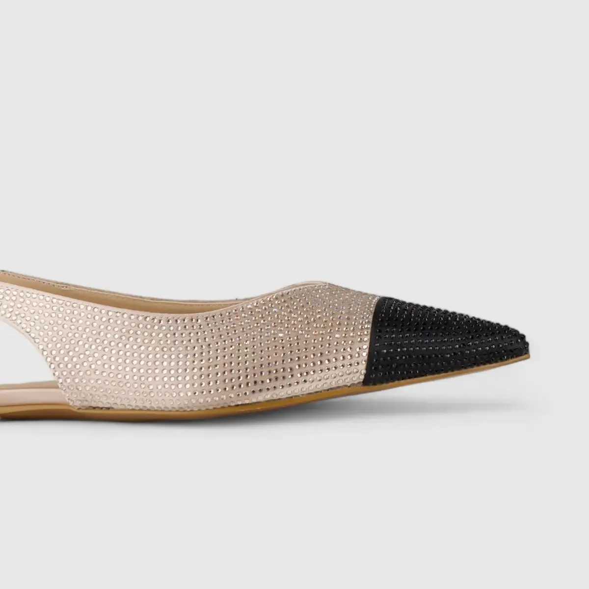 Bulbul Bling Pump Beige/Black CAR5009