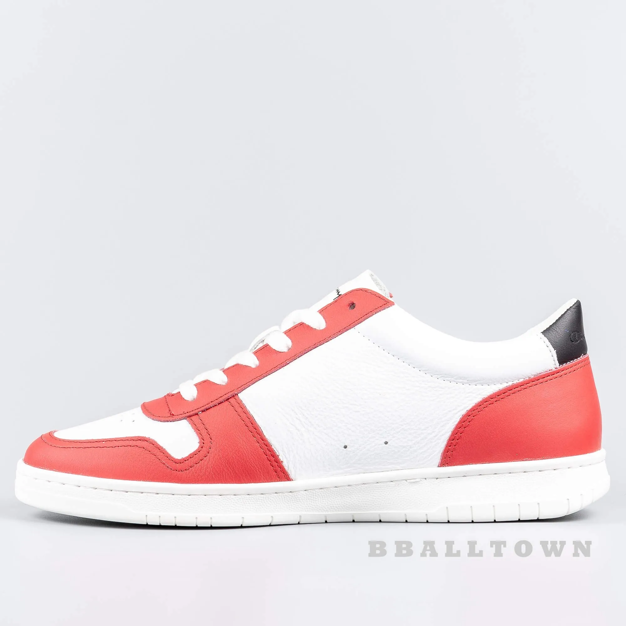 Champion Low Cut Shoe 919 Roch Wht/Red