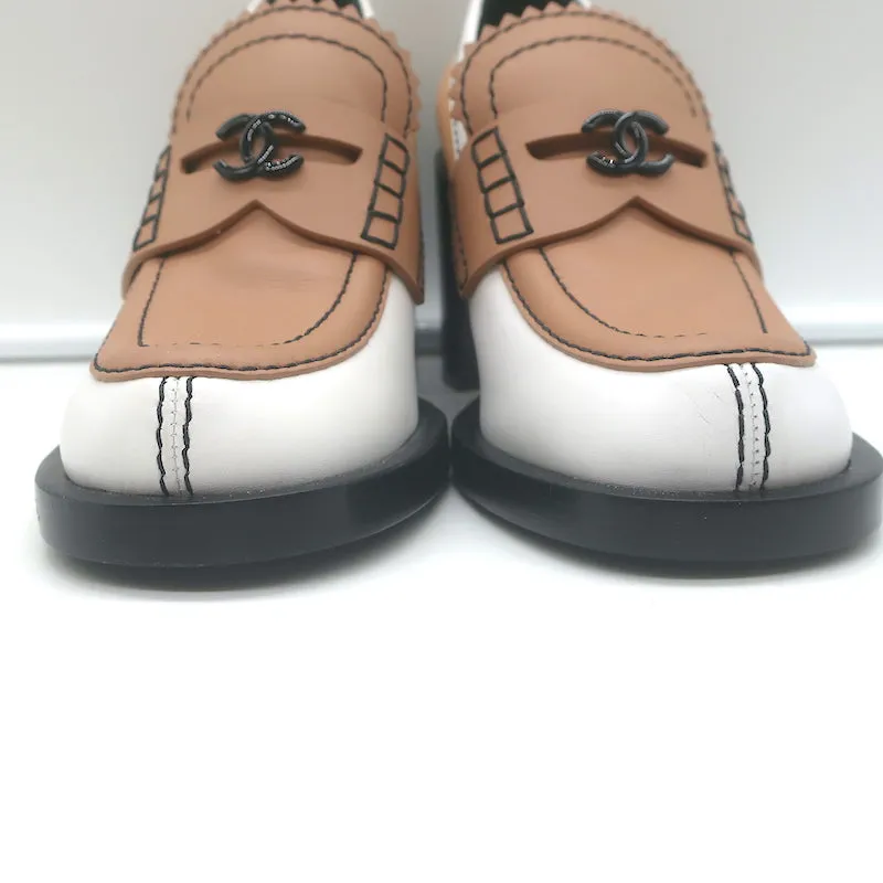 Chanel CC Penny Loafer Pumps Beige & Cream Leather Size 36 NEW