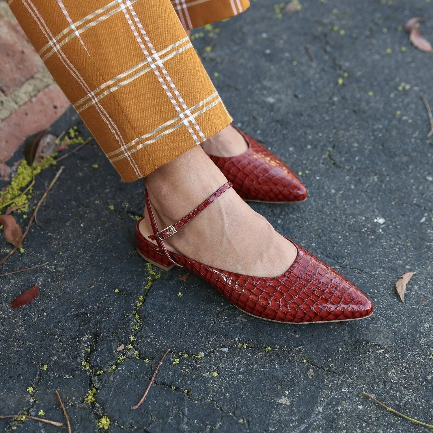 Clay Croc Point Slide   Amal Strap