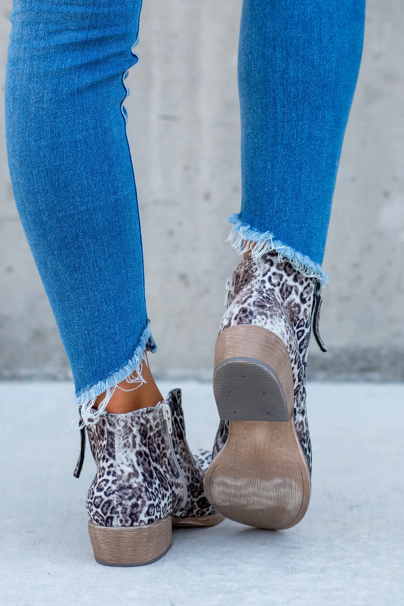 Divine Leopard Print Boots Black & White