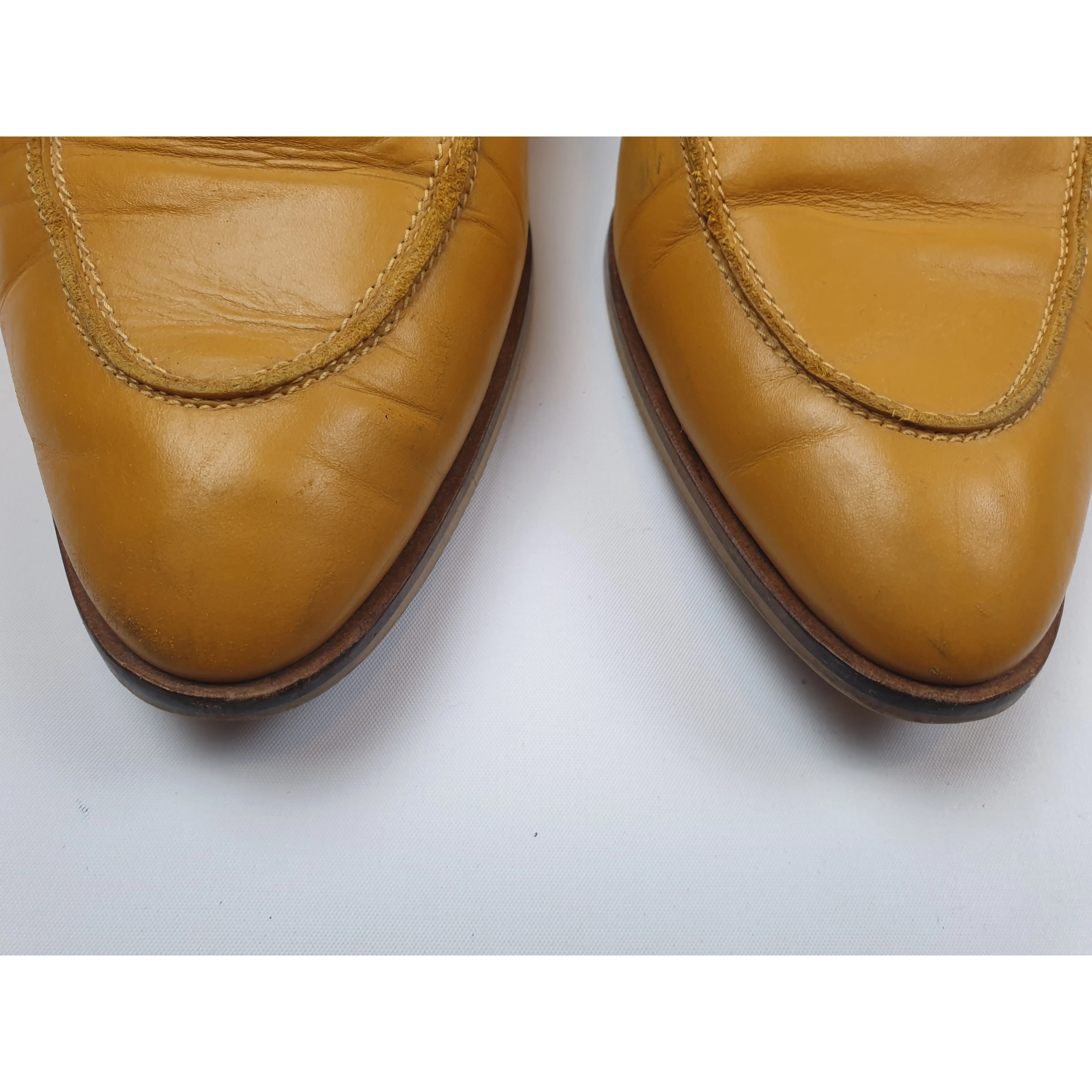 Everlane tan leather slide on shoes with very low wooden heels size 11