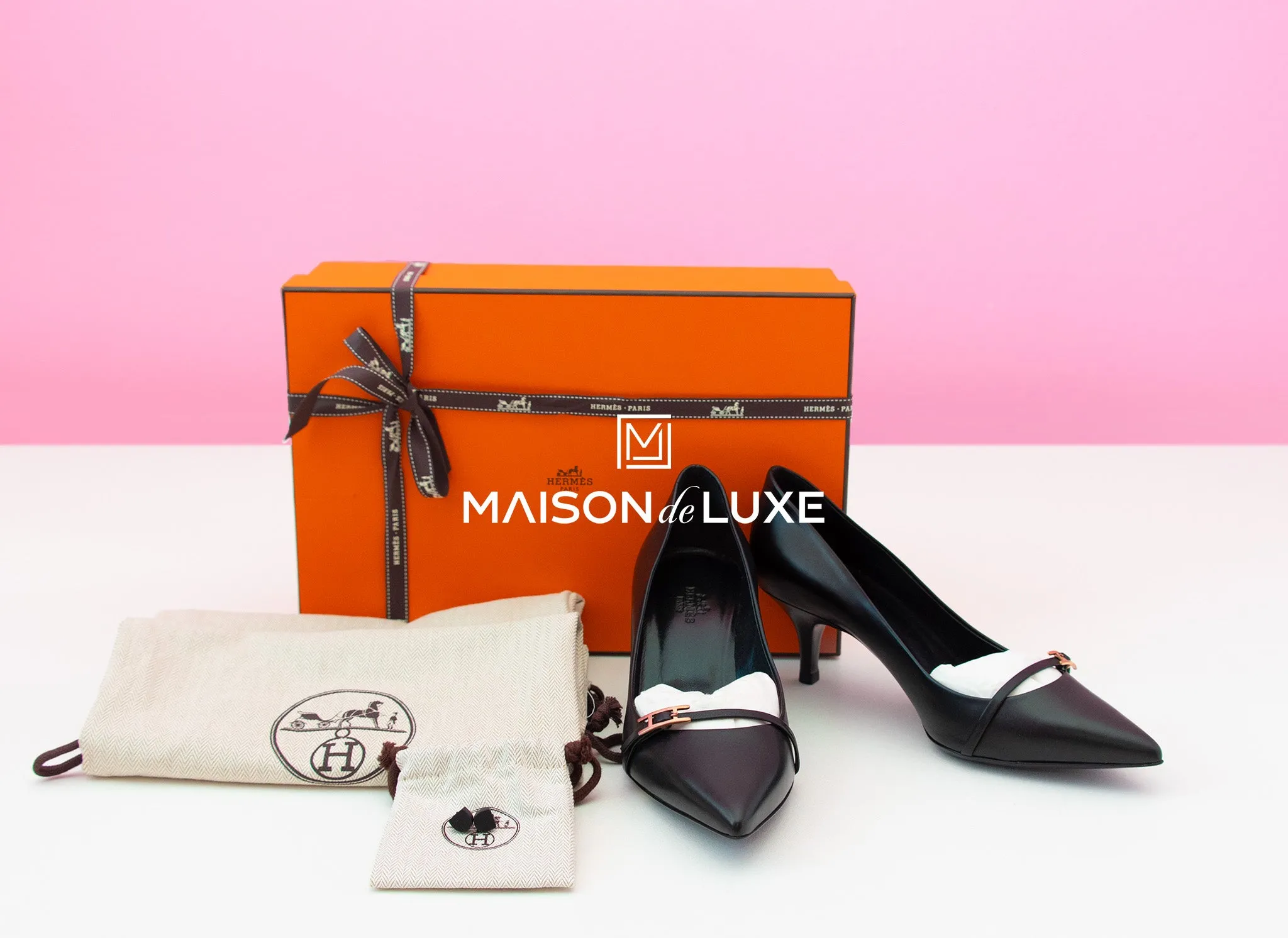 Hermes Women's Black Lauren 60 Pumps 37
