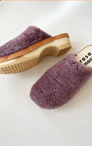 Icelandic Shearling clogs in Mauve / 11.SALE