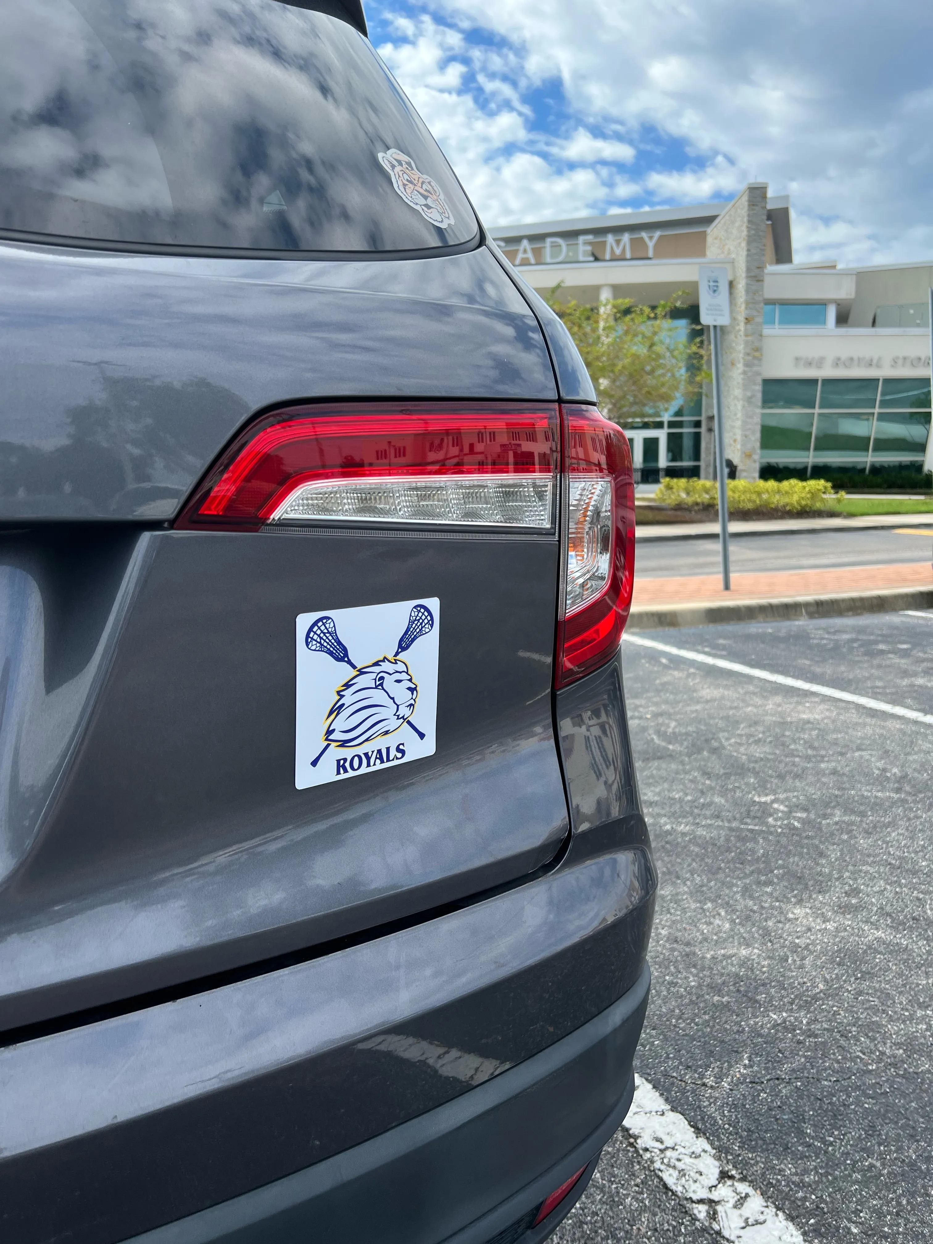 Lacrosse Magnet