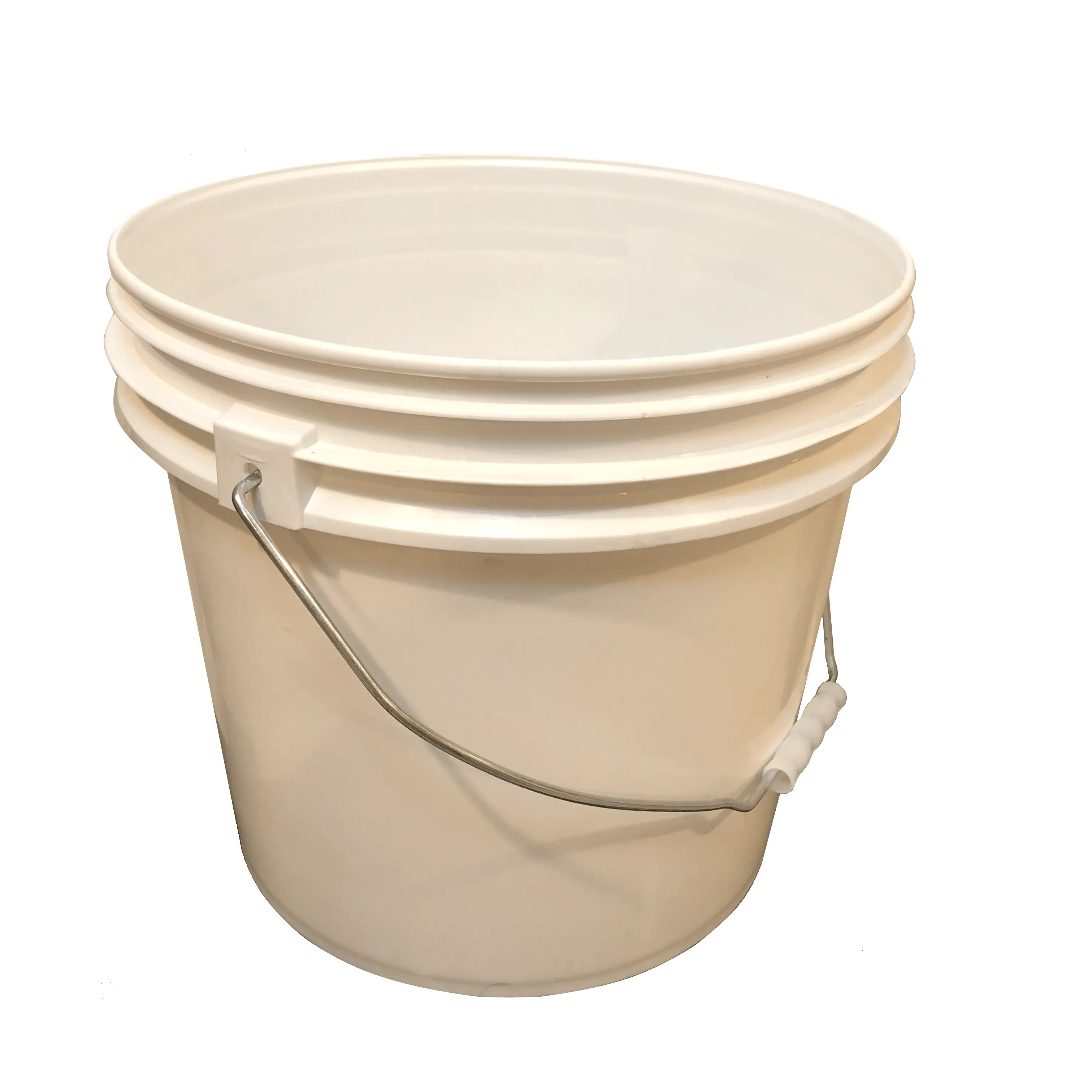 Lee Fisher Sports Bucket - Metal Handle without Lid, White