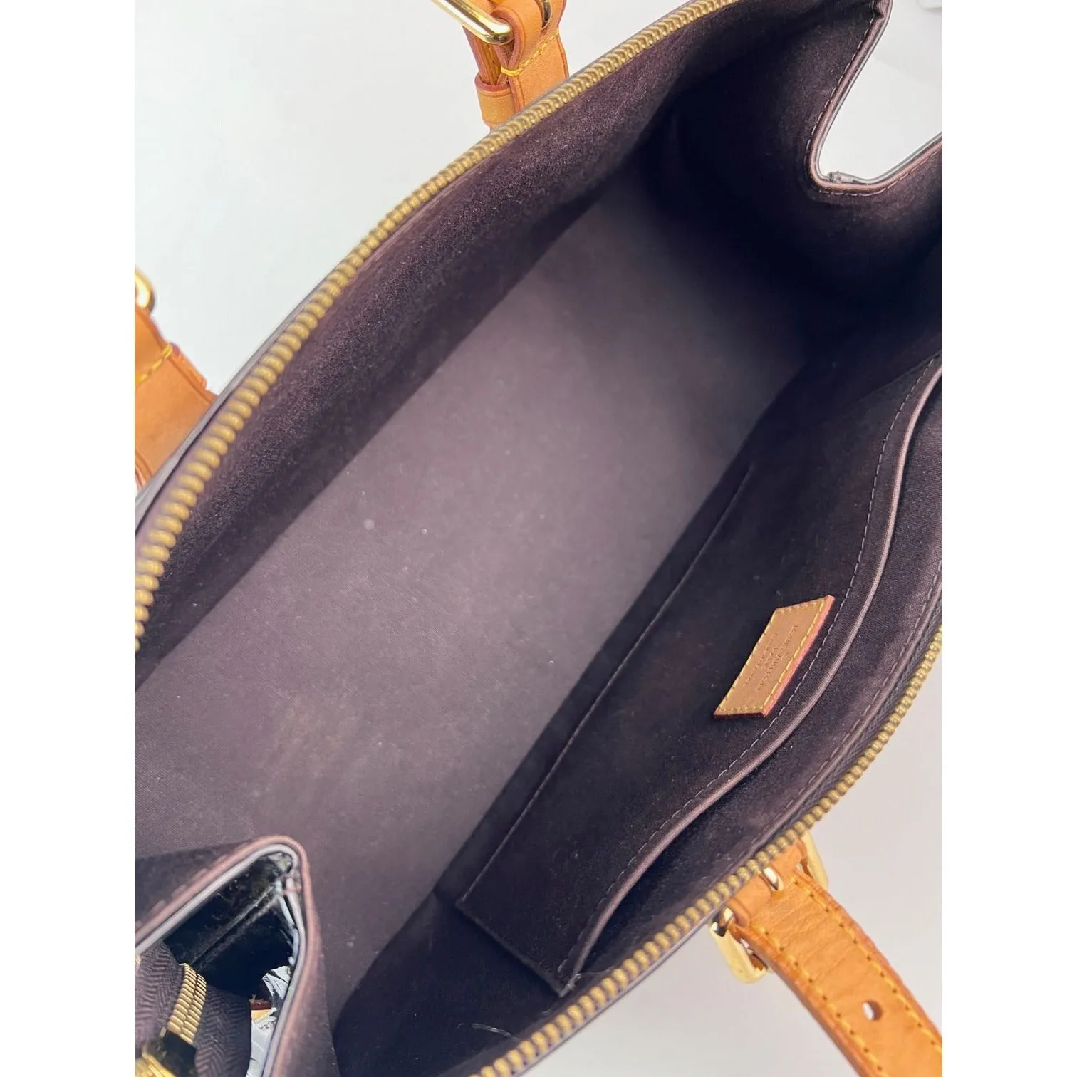 Louis Vuitton Rosewood Ave Amarante Vernis Patent Leather Shoulder Bag