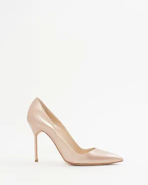 Manolo Blahnik Rose Patent Leather Pumps - 38