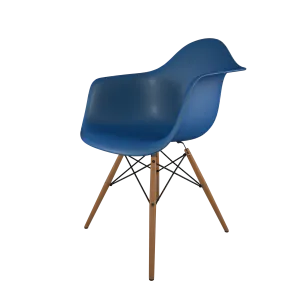 Mid-Century Casual Dining Chair