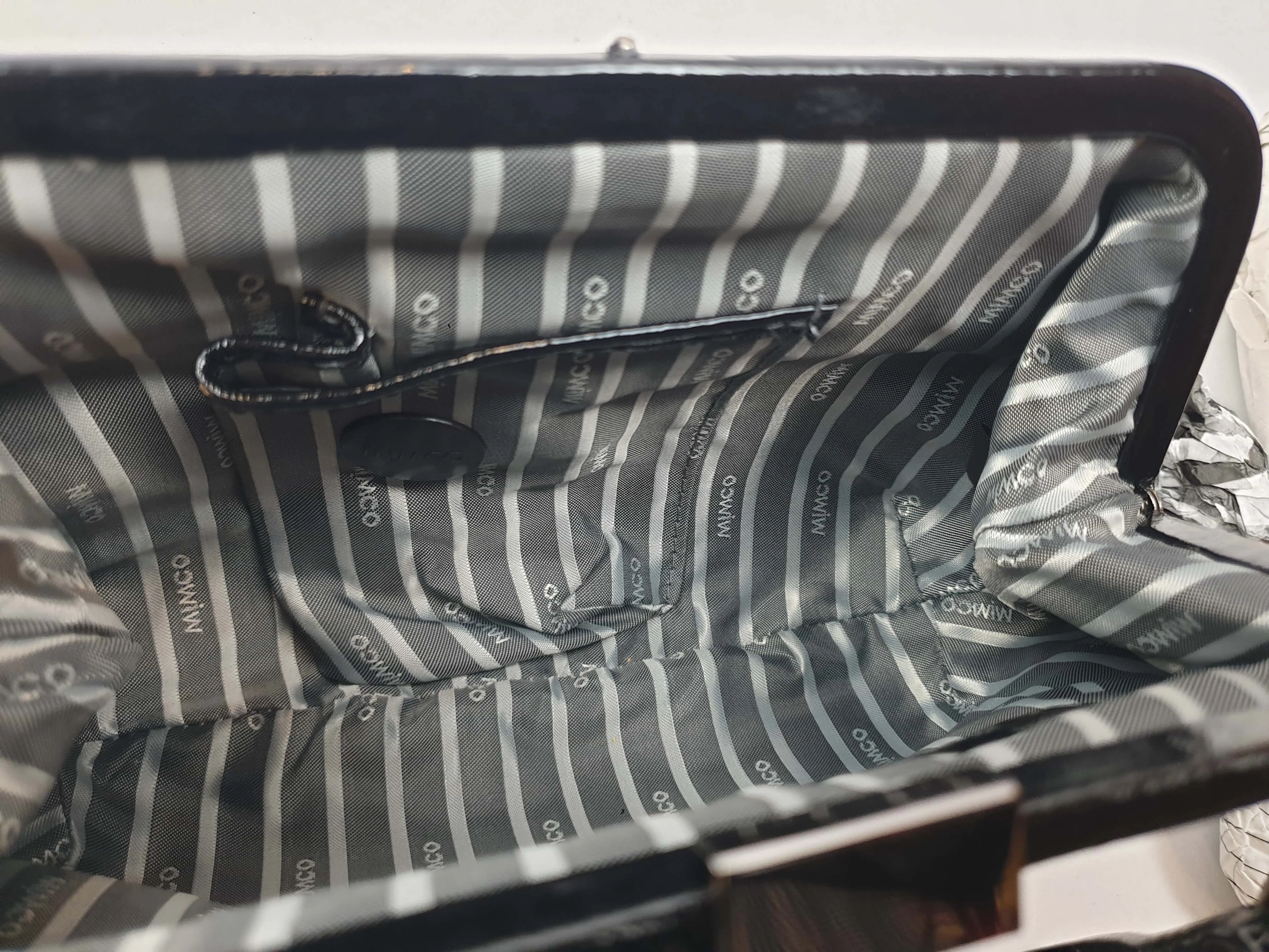 Mimco patent leather clutch/handbag (as new with tags)