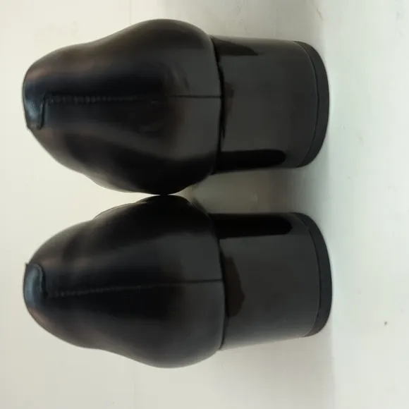 NEW: Clarks leather pumps Chartli Diva with block heel size 11W wide