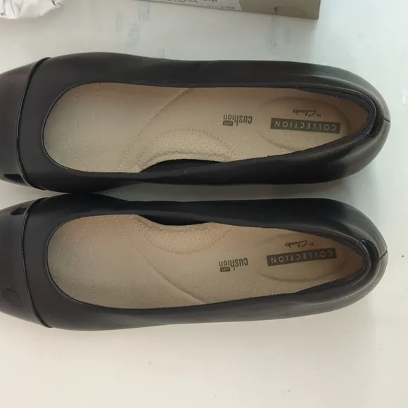NEW: Clarks leather pumps Chartli Diva with block heel size 11W wide