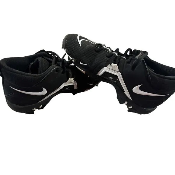 Nike Alpha Menace Pro 3 Black and White Football Cleats/ size 5Youth