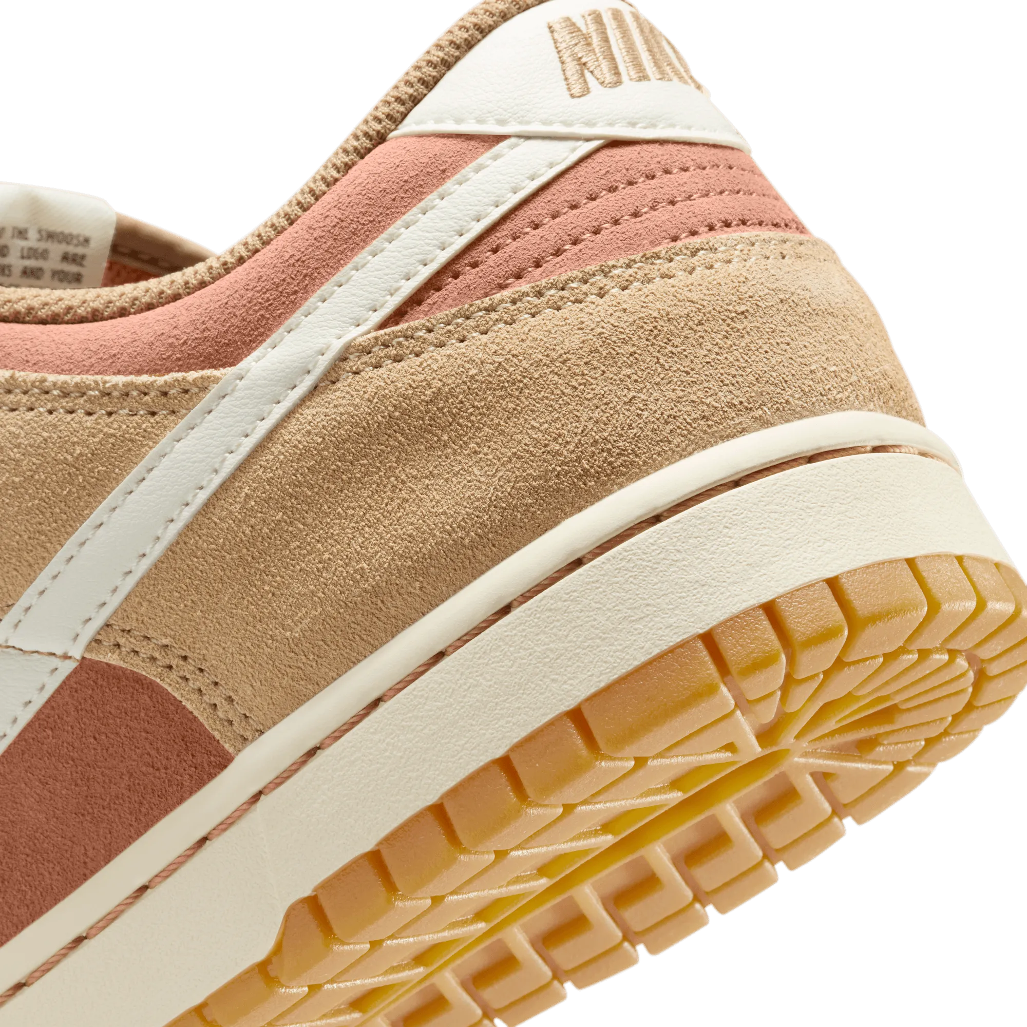 NIKE DUNK LOW RETRO SE