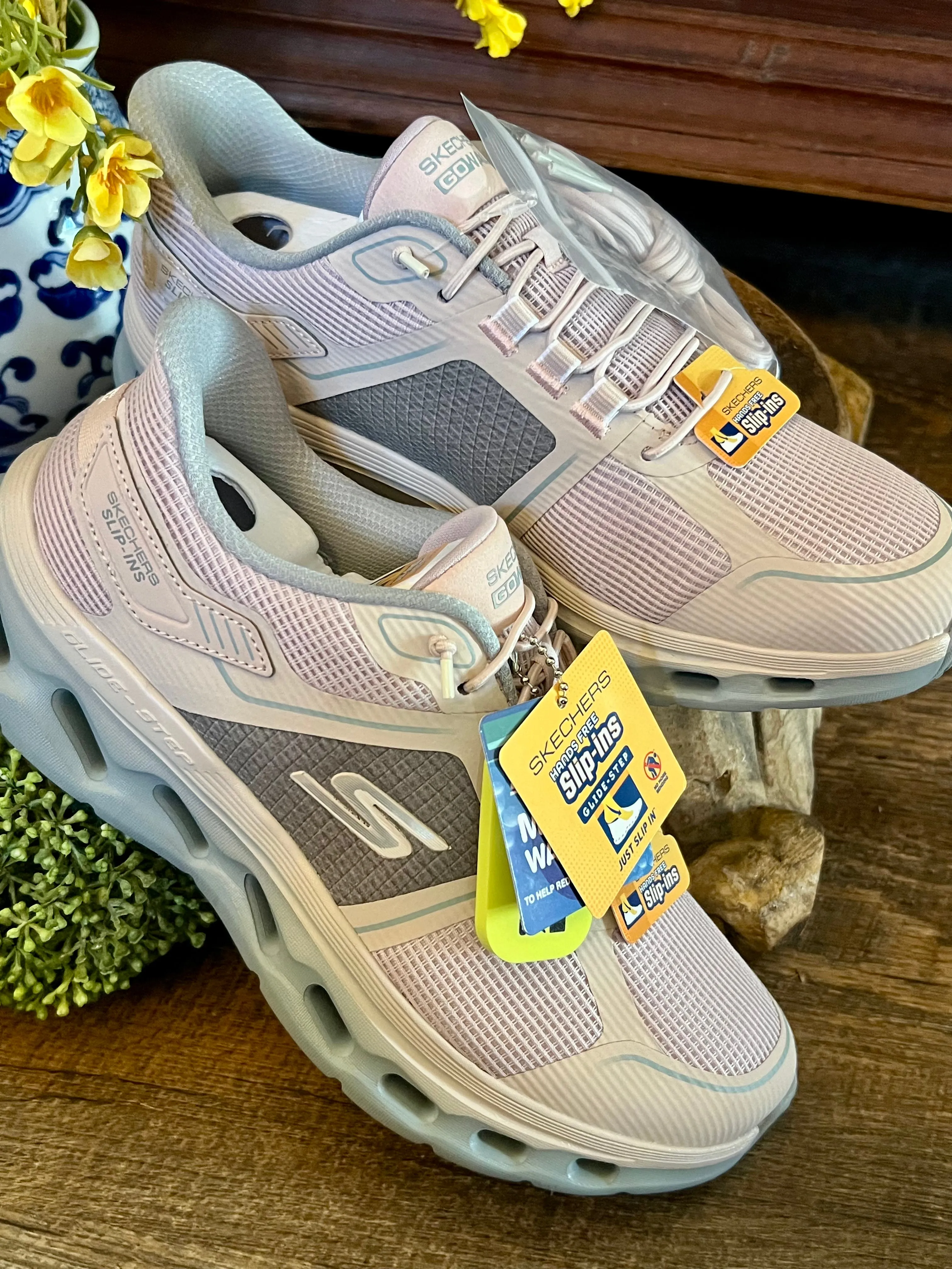 Skechers-Go Walk Glide Step 2.0 Elektra