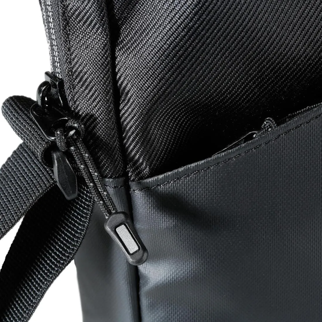 Tablet shoulder bag - black