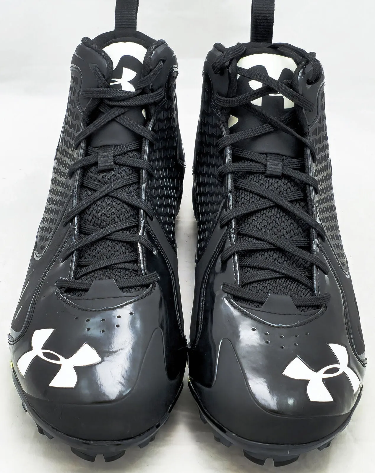 TYLER LOCKETT AUTOGRAPHED UNDER ARMOUR CLEATS SEAHAWKS SIZE 13.5 MCS 222024