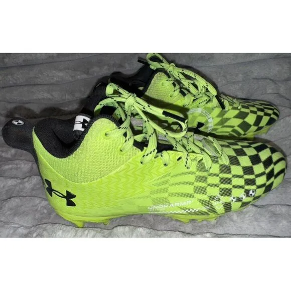 Under Armour Boys Football Cleats Spotlight Franchise 3.0 RM Jr., SZ 4Y Lime EUC