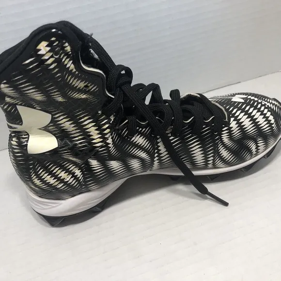 Under Armour Highlight Hi-Top Football Cleats US  3 Youth Black White