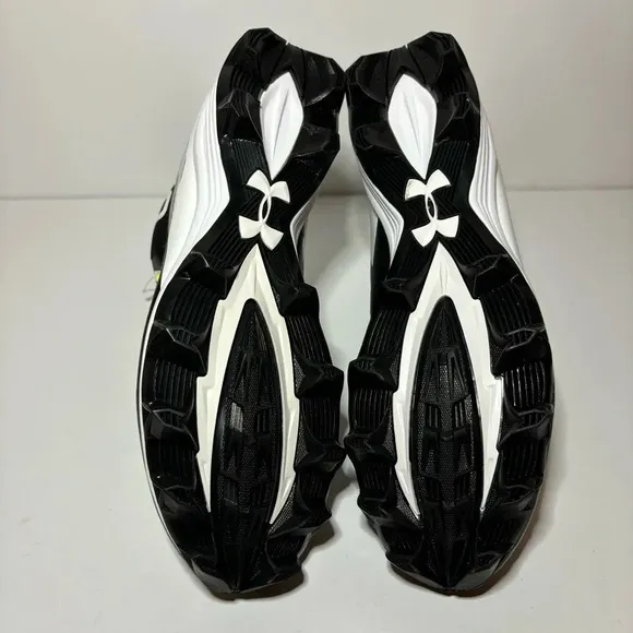 Under Armour mens UA Hammer MC football cleats MidRM 1289761-011 Black 13 NEW