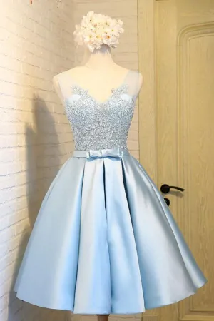 V-Neck Knee-Length Light Blue Satin Homecoming Dress With Appliques TR0179