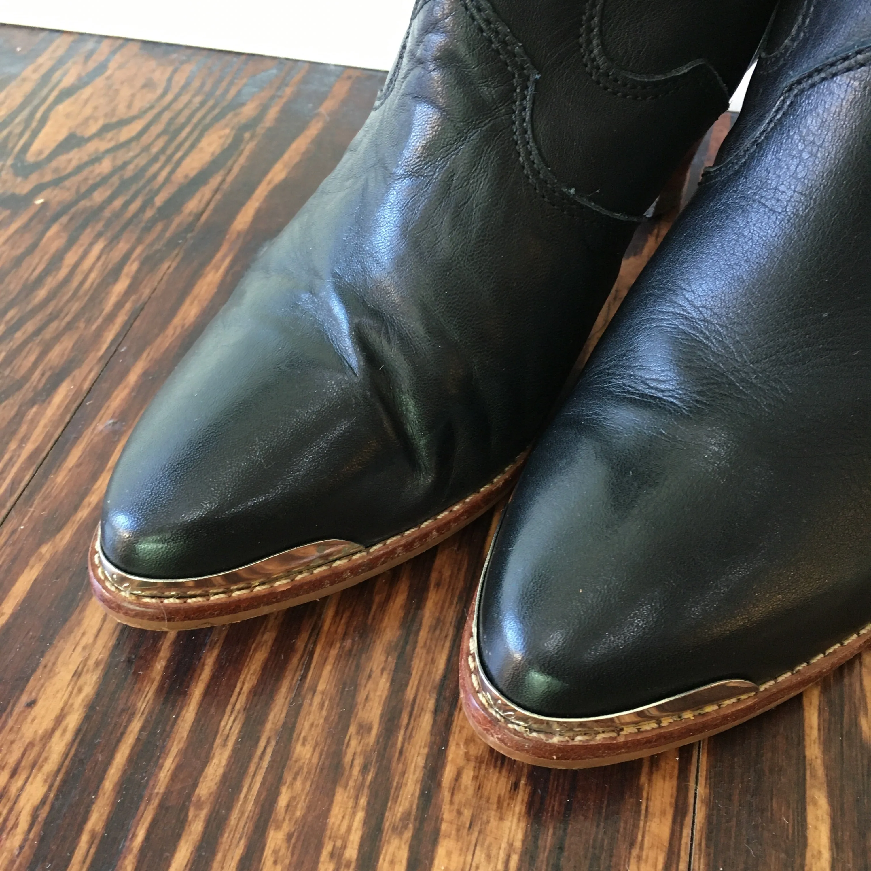 Vintage 70s Balloon black leather boots with stacked heel // size 6 1/2 - 7