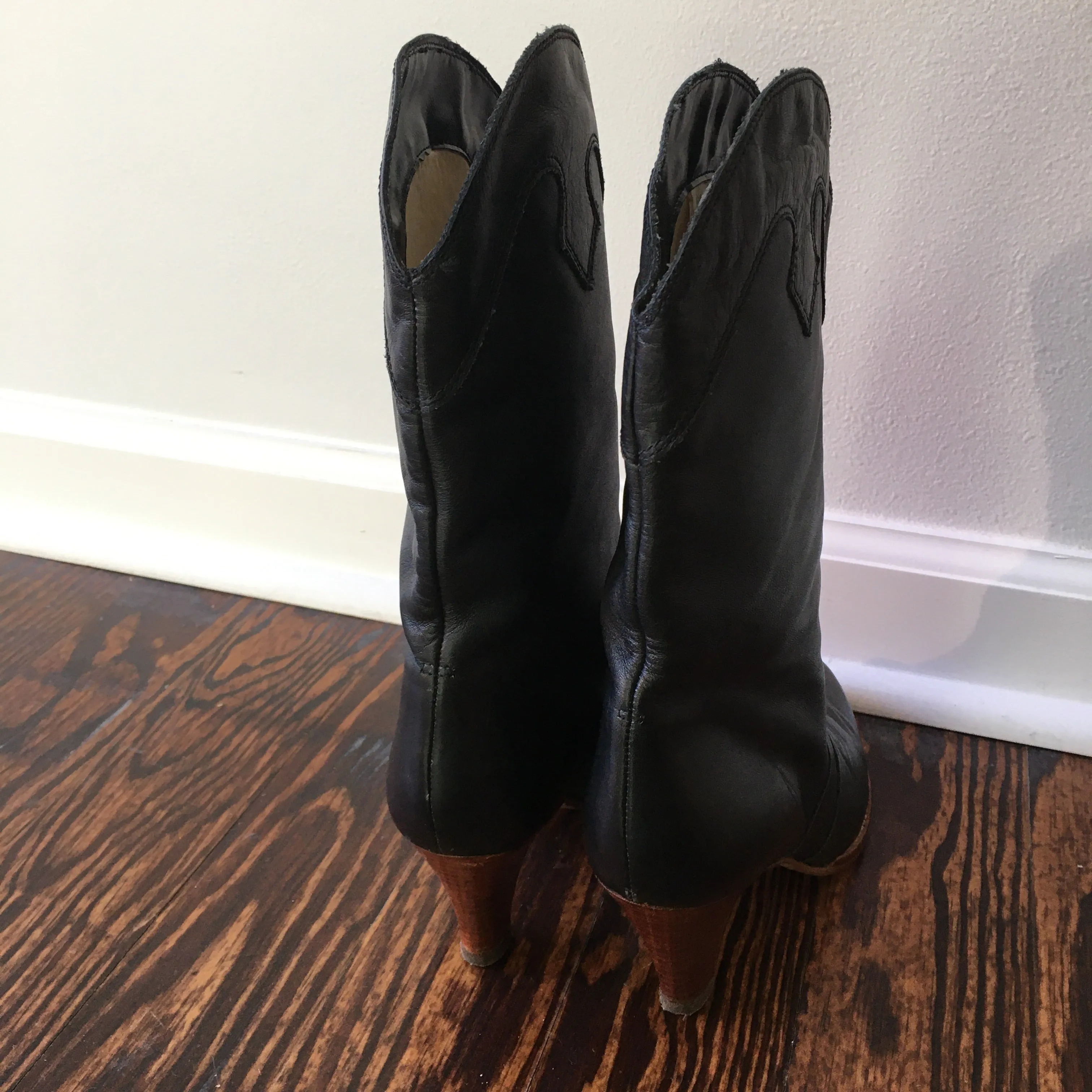 Vintage 70s Balloon black leather boots with stacked heel // size 6 1/2 - 7