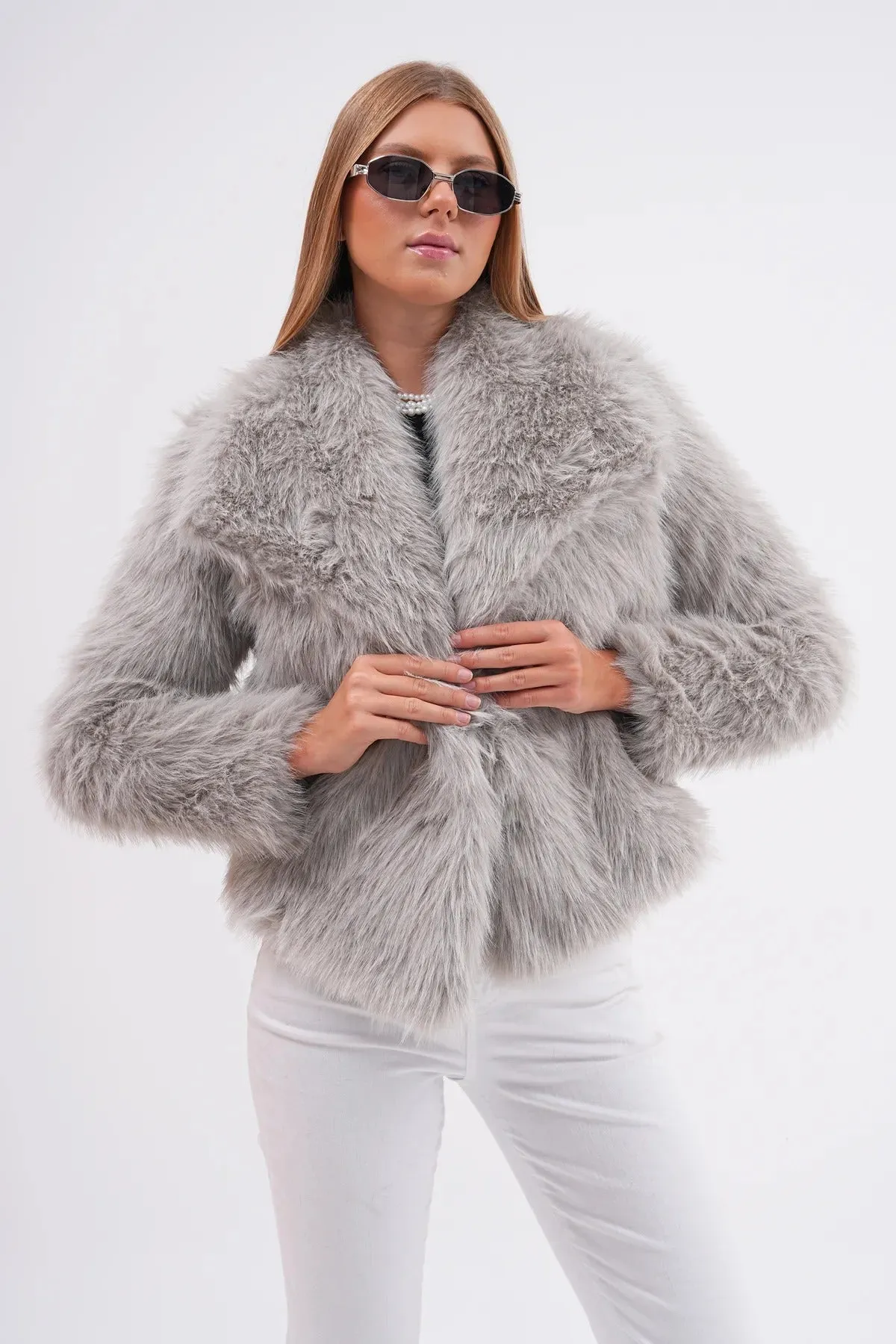 Wide Collar Faux Fur Jacket – Soft Gray