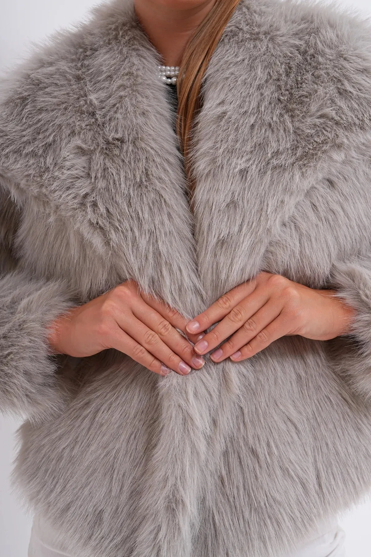 Wide Collar Faux Fur Jacket – Soft Gray