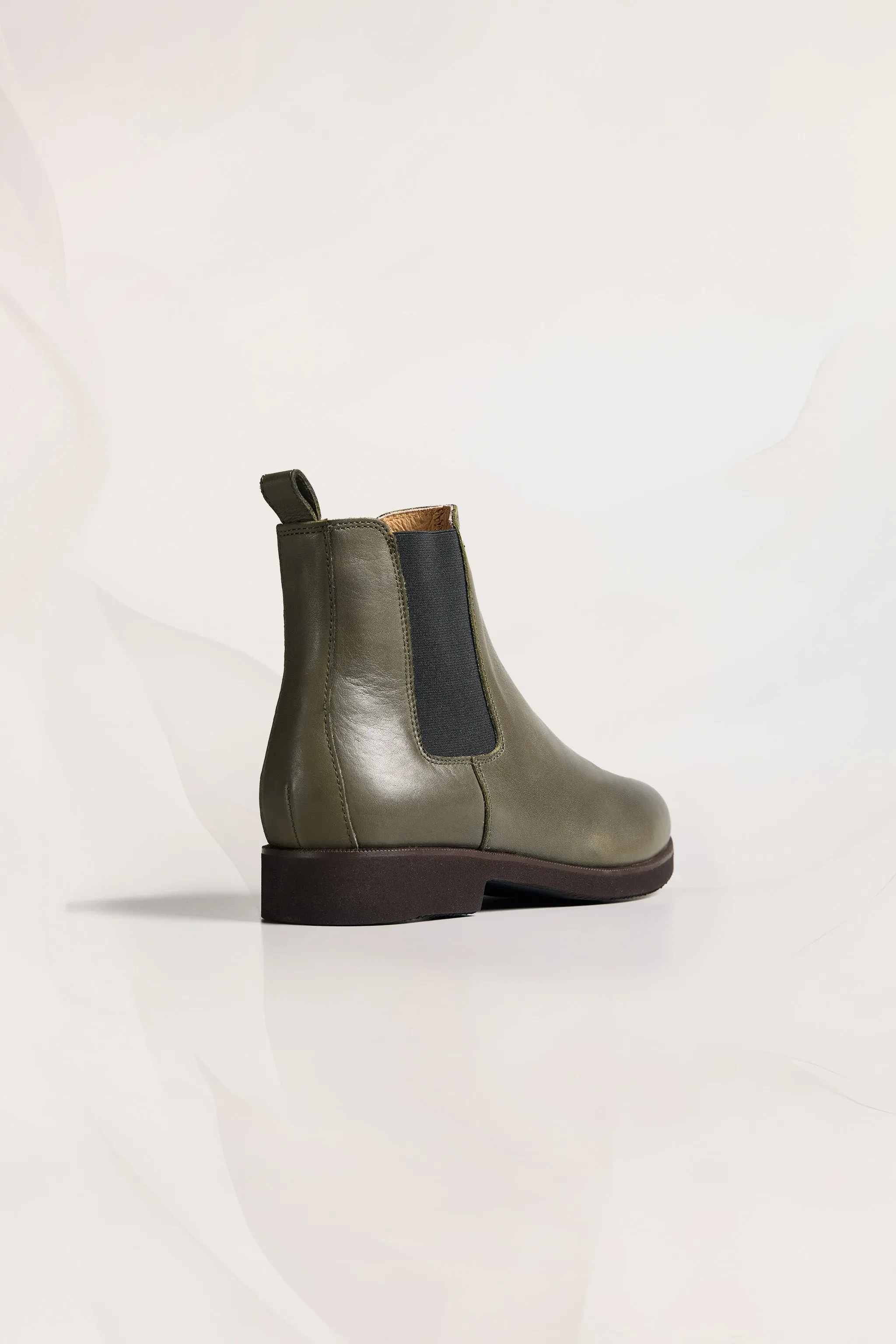 Womens Chelsea Boots in Military Green Calf