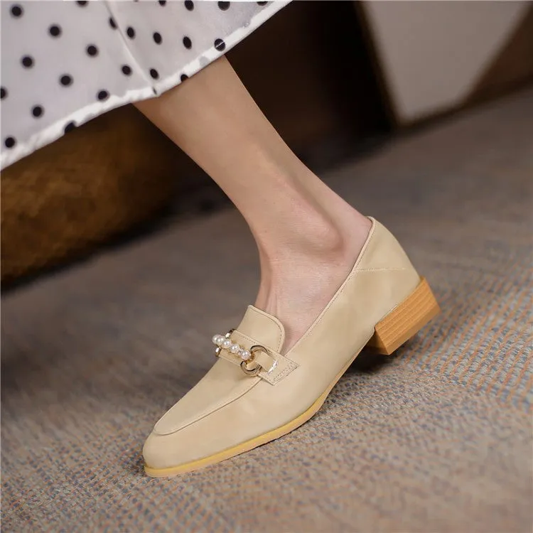 Women's Metal Pearl Low Heel Chunky Pumps