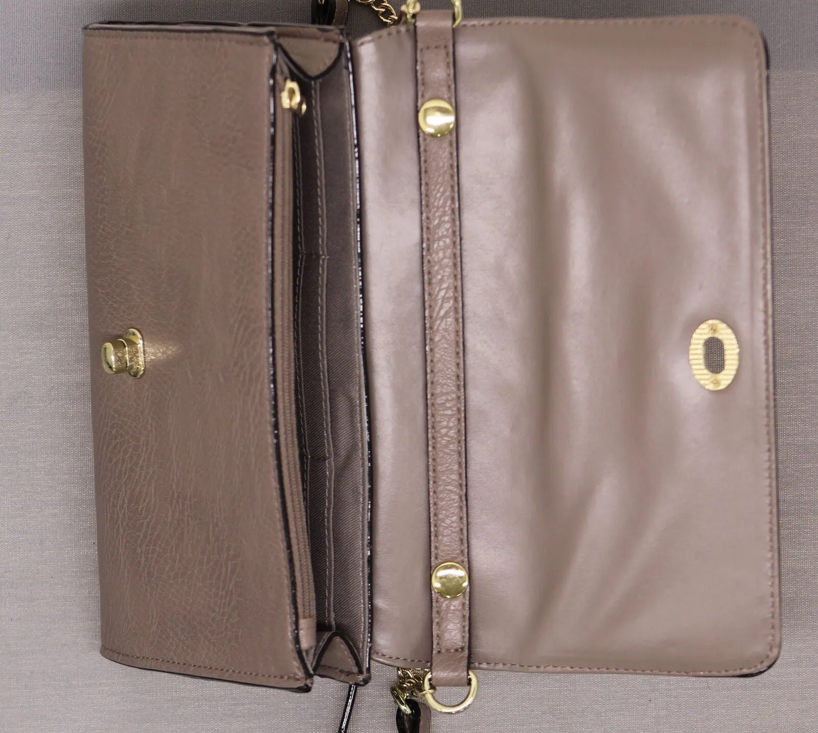 Xhilaration Women's Convertible Clutch Cross Body Textured Bag Purse Brown